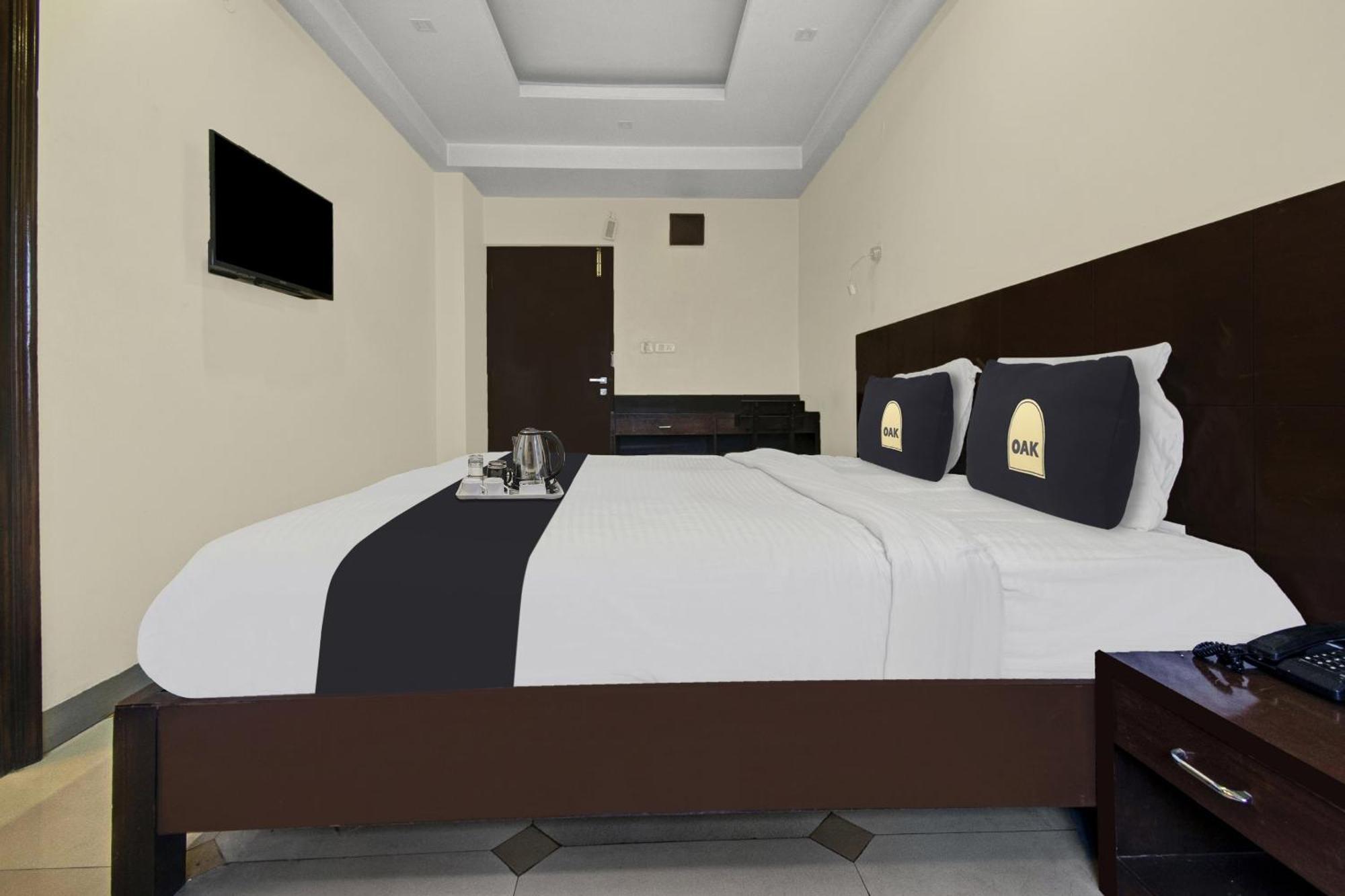 Townhouse Oak Hotel Heritage Heights ジャイプール エクステリア 写真