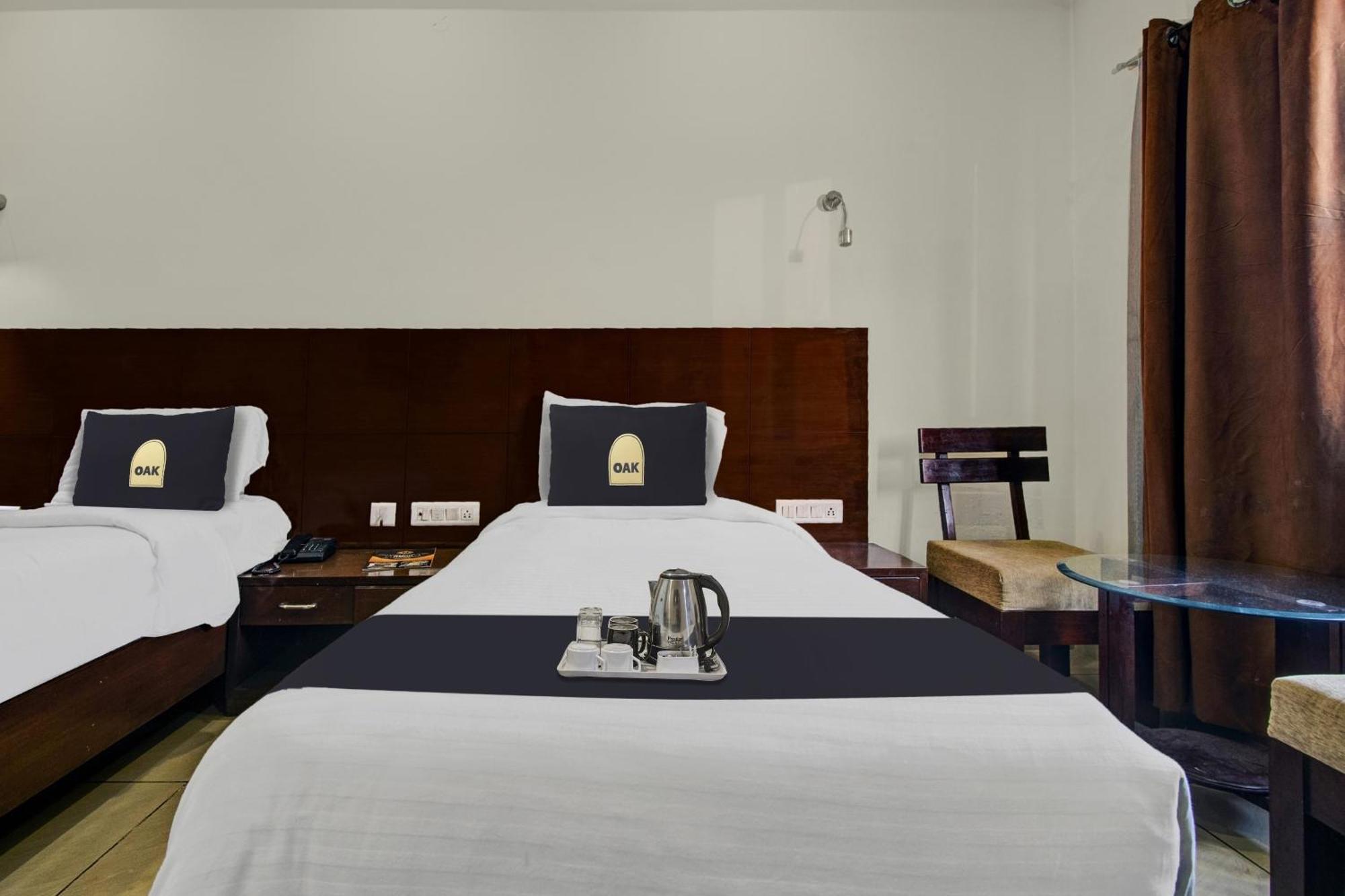 Townhouse Oak Hotel Heritage Heights ジャイプール エクステリア 写真